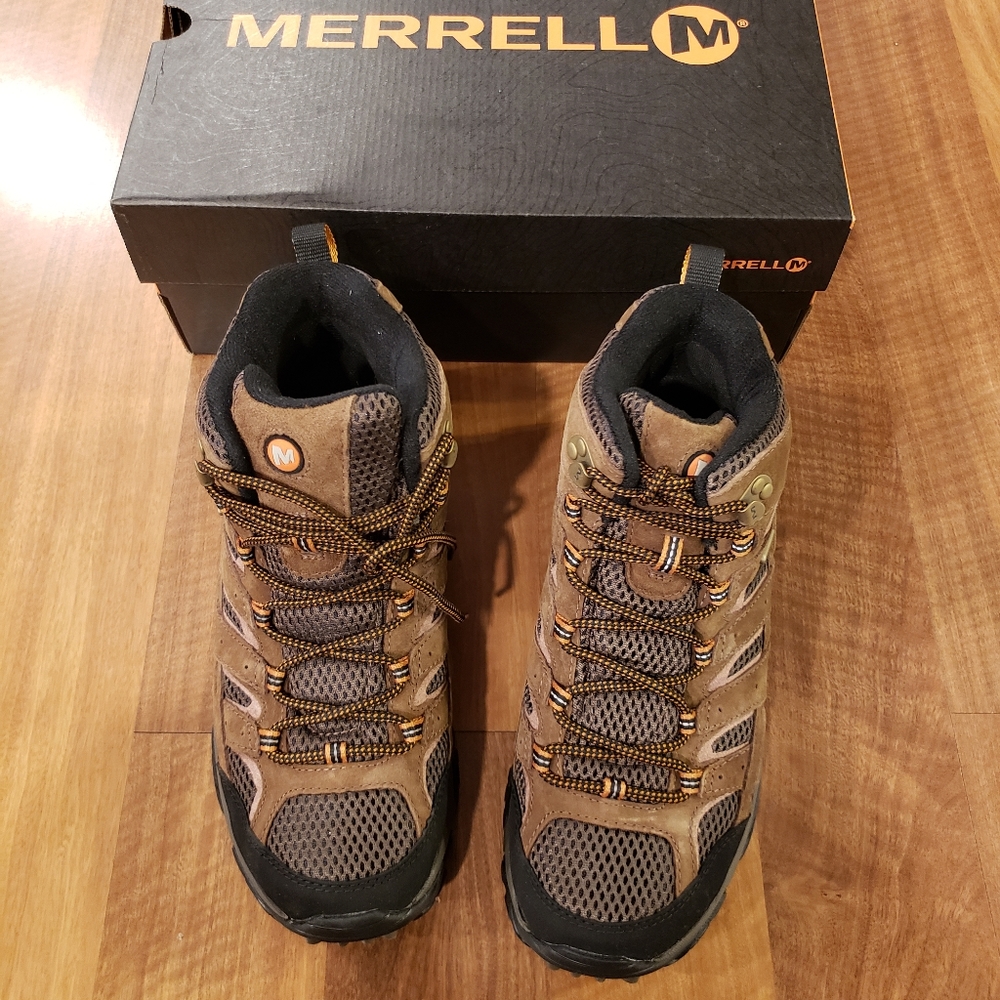 Merrell Men's Hiking Boots Size 8.5